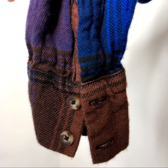 Urban Outfitters Blue, Brown, Black Plaid Long Sleeve Button-down Shirt Top XS - Picture 4 of 7